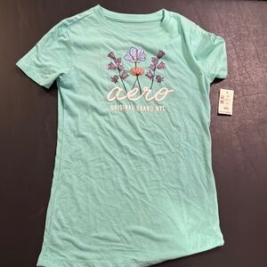 Aero Floral Graphic Tee in Mint